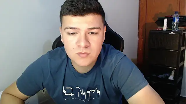 Plug Control online show from 01.13.26