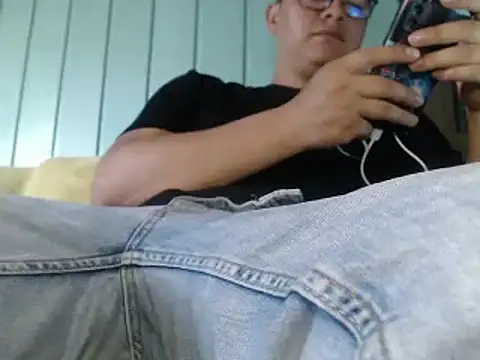 Plug Control online show from 03.27.26