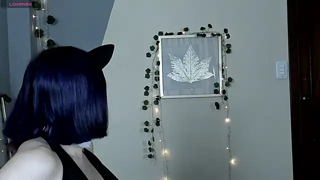 Snapshot of BlueBerry____ chatting on 11.12.25 BlueBerry online show from 11.12.25