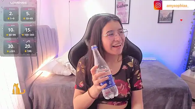 Amy joones online show from 01.09.25