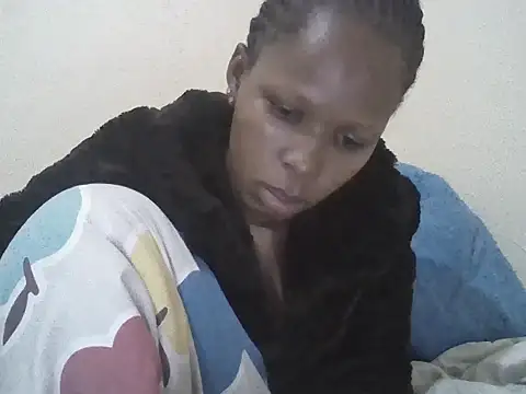 CharlotteDee online show from 10.12.25