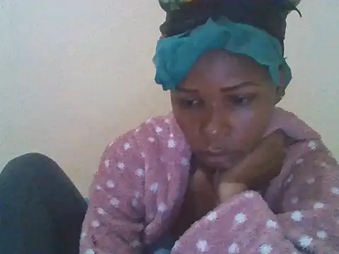 CharlotteDee online show from 10.19.25