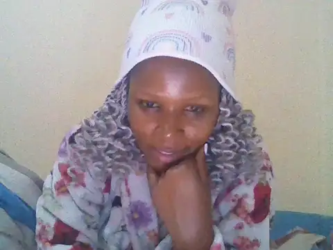 CharlotteDee online show from 10.31.25