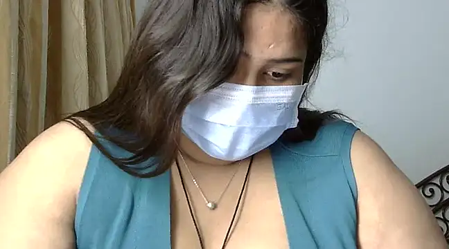 cutelady65 online show from 01.05.25