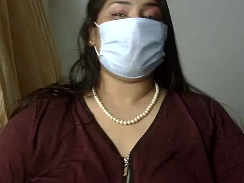 Snapshot of cutelady65 chatting on 07.18.26 cutelady65 online show from 07.18.26
