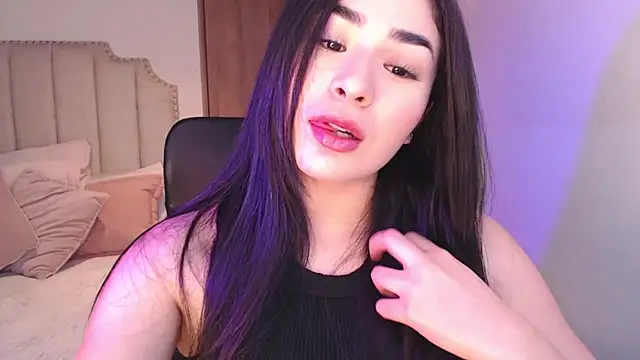 Snapshot of selenemooon555 chatting on 12.11.24 selenemooon555 online show from 12.11.24