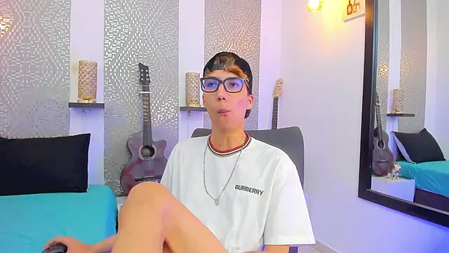 Nikolay Gregori online show from 12.25.24