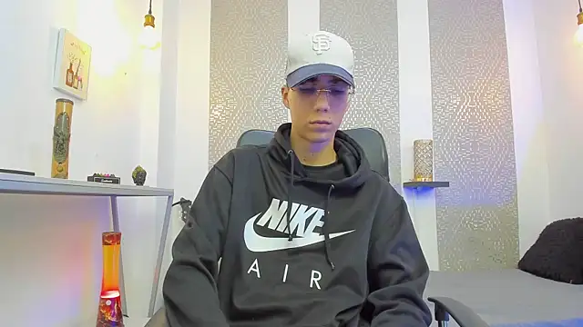 Nikolay Gregori online show from 11.28.25