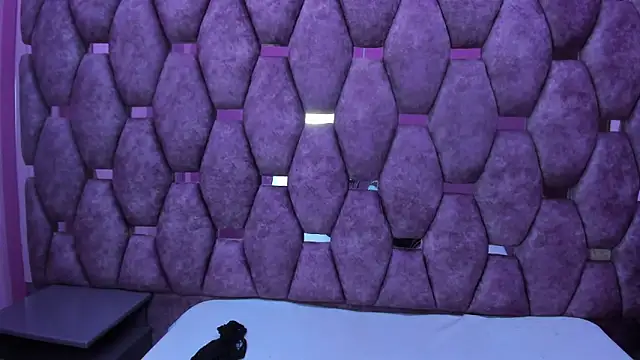 AlaSmith online show from 10.12.25