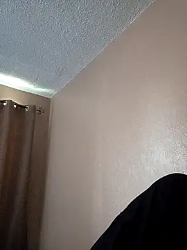 Miguel16i online show from 10.28.25