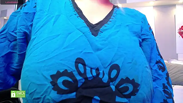 Snapshot of kalpanaaishaa chatting on 02.26.25 kalpanaaishaa online show from 02.26.25