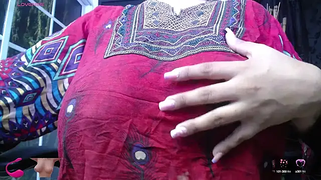 Snapshot of kalpanaaishaa chatting on 09.15.25 kalpanaaishaa online show from 09.15.25