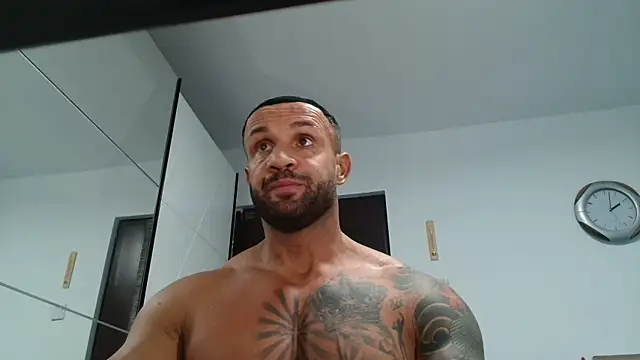 Magnificmuscles89 online show from 03.31.26