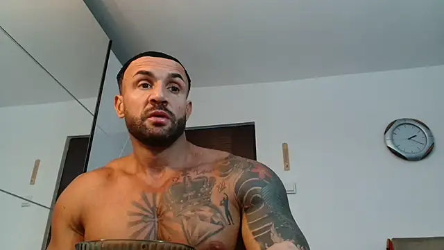 Magnificmuscles89 online show from 05.29.26