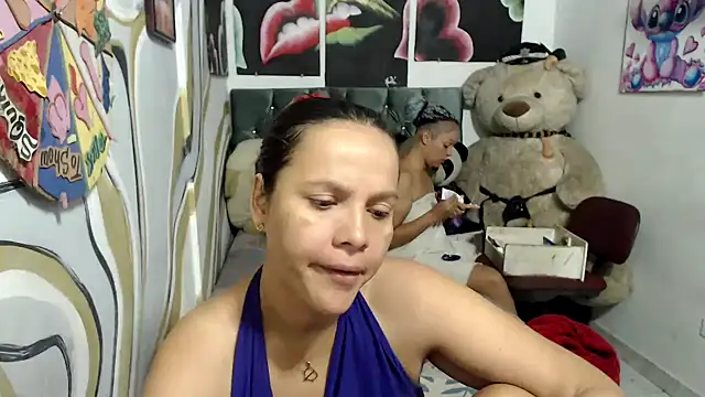 manzanahot9 online show from 11.10.25