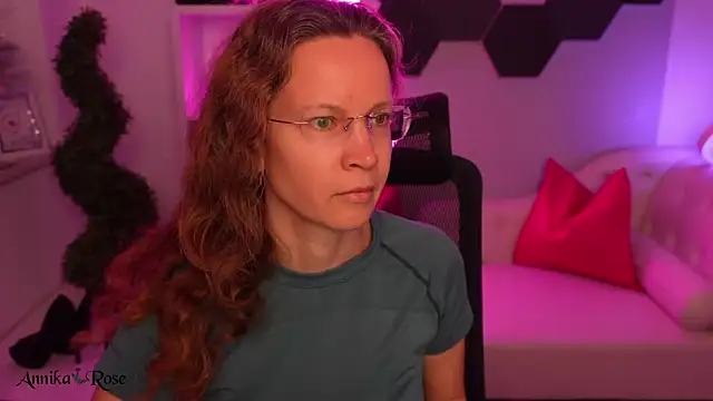 AnnikaRose online show from 02.09.26