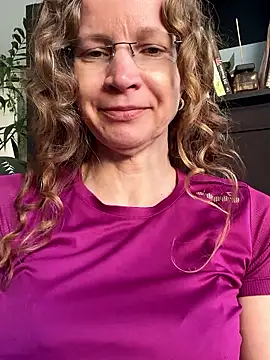 AnnikaRose online show from 04.22.26