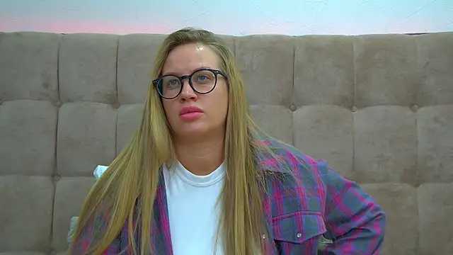 MariaNeumann online show from 01.17.25