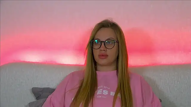 MariaNeumann online show from 01.26.25