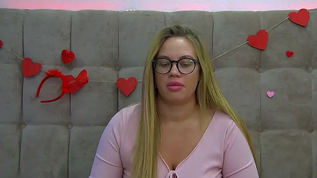 MariaNeumann online show from 02.16.25