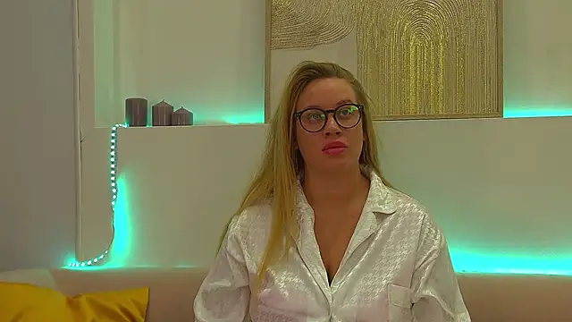 MariaNeumann online show from 03.09.25