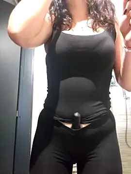 Snapshot of Kitty_Doll69 chatting on 01.25.25 Kitty Doll69 online show from 01.25.25