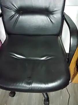 Snapshot of Kitty_Doll69 chatting on 03.03.25 Kitty Doll69 online show from 03.03.25