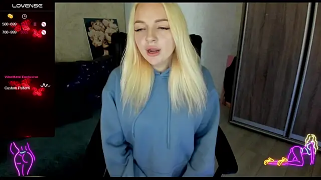  NigoNika online show from 10.16.25