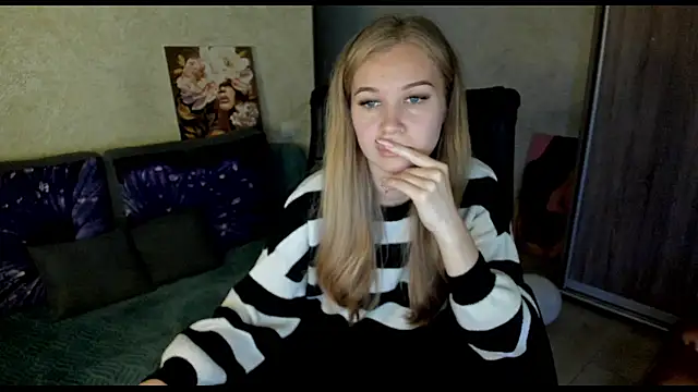  NigoNika online show from 11.16.25