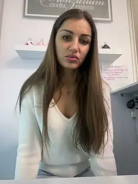 Lanaa19 online show from 01.31.25