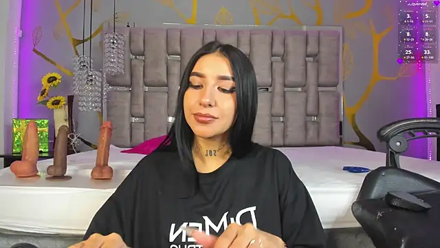 Snapshot of Leiaa_ chatting on 01.16.25 Leiaa online show from 01.16.25
