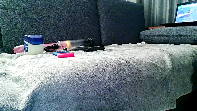 Snapshot of Jacknjimmyjohn chatting on 10.09.25 Jacknjimmyjohn online show from 10.09.25