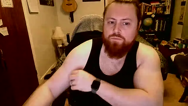 Snapshot of Hairy_Guy30 chatting on 03.05.26 Hairy Guy30 online show from 03.05.26