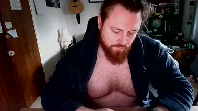 Snapshot of Hairy_Guy30 chatting on 03.12.26 Hairy Guy30 online show from 03.12.26