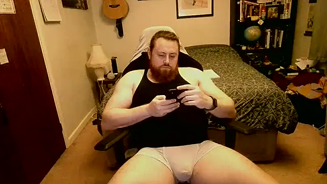 Snapshot of Hairy_Guy30 chatting on 03.27.26 Hairy Guy30 online show from 03.27.26