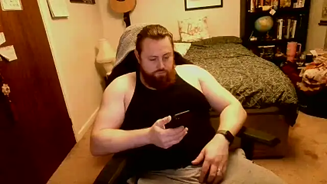 Snapshot of Hairy_Guy30 chatting on 03.30.26 Hairy Guy30 online show from 03.30.26