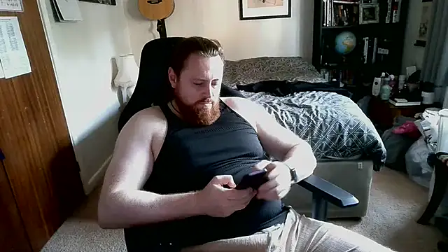 Snapshot of Hairy_Guy30 chatting on 07.11.26 Hairy Guy30 online show from 07.11.26