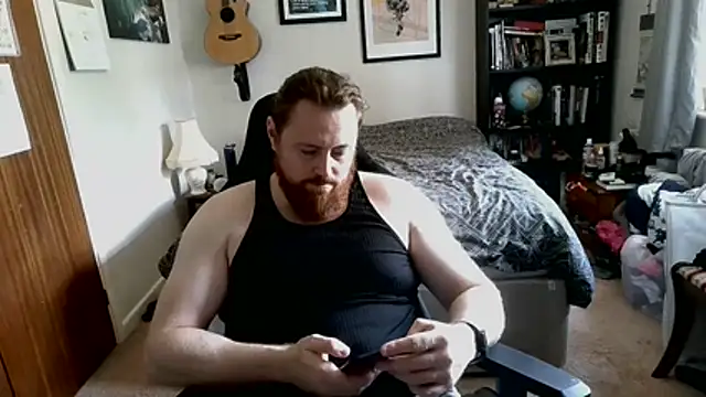Snapshot of Hairy_Guy30 chatting on 07.15.26 Hairy Guy30 online show from 07.15.26