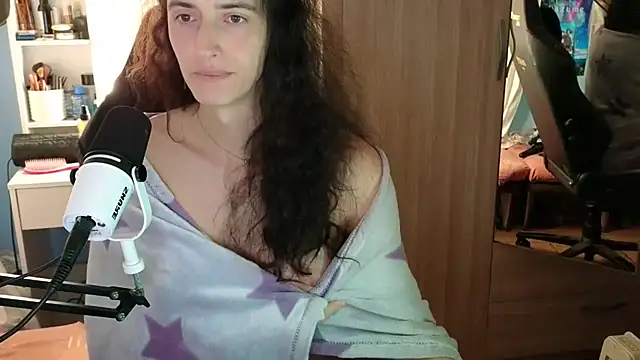 MemiKouki online show from 11.21.25