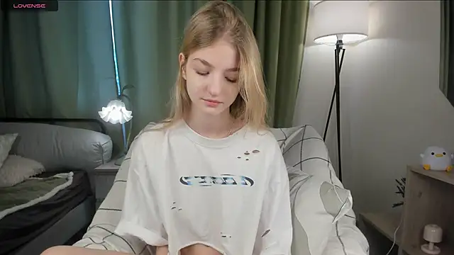 YuNabif online show from 11.02.25