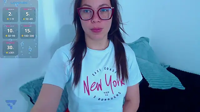 SharonR1 online show from 11.17.25