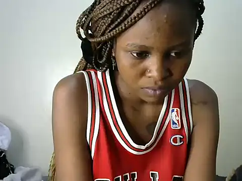 Snapshot of Kasweet_Lee chatting on 10.08.25 Kasweet Lee online show from 10.08.25