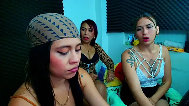 dannamomcerrat online show from 01.21.25