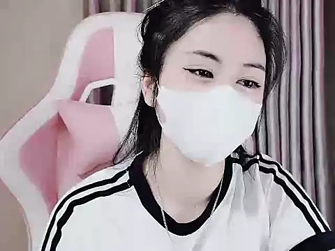 Snapshot of _Lygn__ chatting on 01.16.25 Lygn online show from 01.16.25