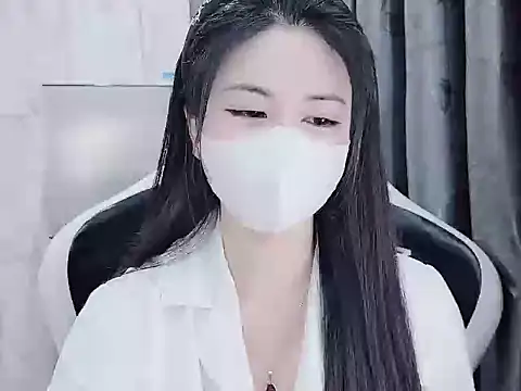 Snapshot of _Lygn__ chatting on 01.20.25 Lygn online show from 01.20.25