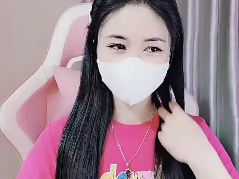 Snapshot of _Lygn__ chatting on 01.26.25 Lygn online show from 01.26.25