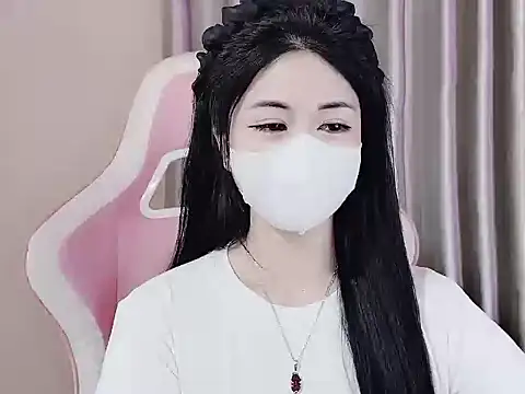 Snapshot of _Lygn__ chatting on 03.21.25 Lygn online show from 03.21.25