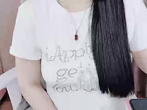 Snapshot of _Lygn__ chatting on 03.21.25 Lygn online show from 03.21.25