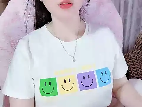 Snapshot of _Lygn__ chatting on 09.12.25 Lygn online show from 09.12.25