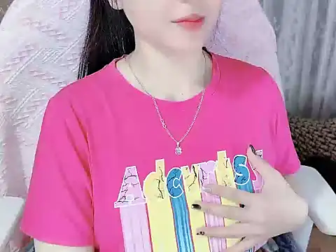 Snapshot of _Lygn__ chatting on 09.28.25 Lygn online show from 09.28.25